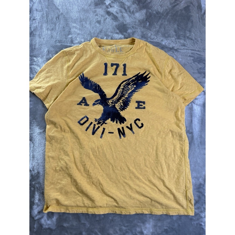 American Eagle Outfitters Men Shirt XL Yellow Knit Eagle Graphic Tee Wool Blend